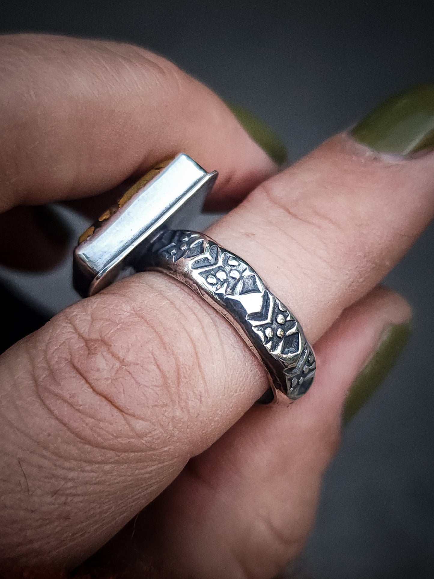 XxtraThicc Stamped Ring no.1 || 8.5