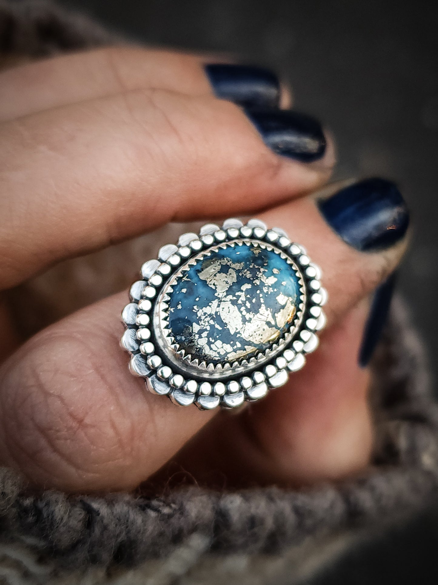 Winter Flower Ring no.4 || 6.75