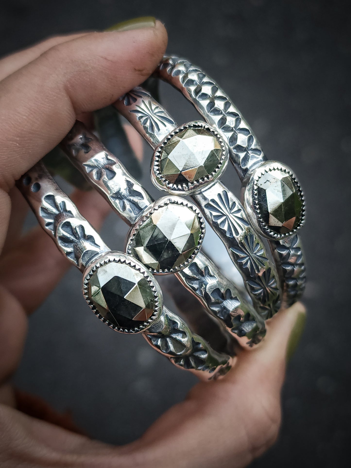 The Bluff Cuffs [multi-listing]