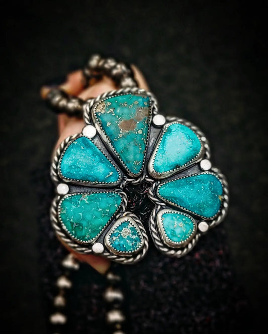 Turquoise Collectors Traditional Naja